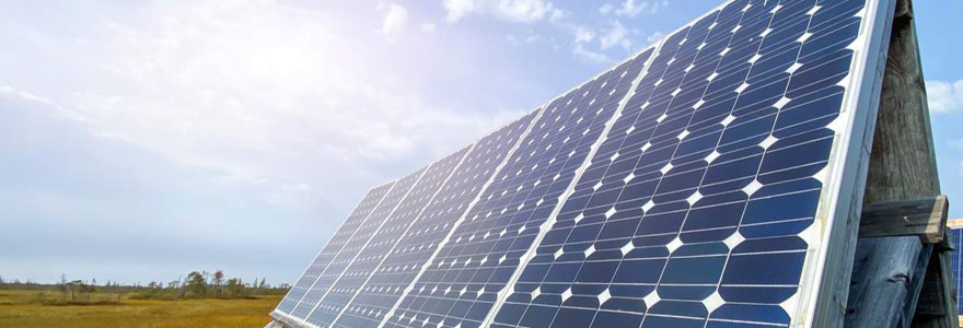 comment-les-panneaux-photovoltaiques-peuvent-vous-aider-a-economiser